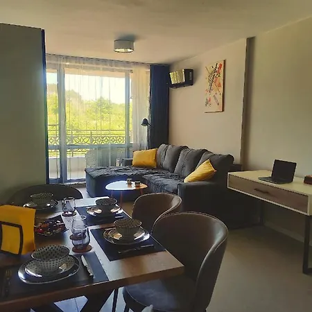 Blue Heaven Kavaci 아파트